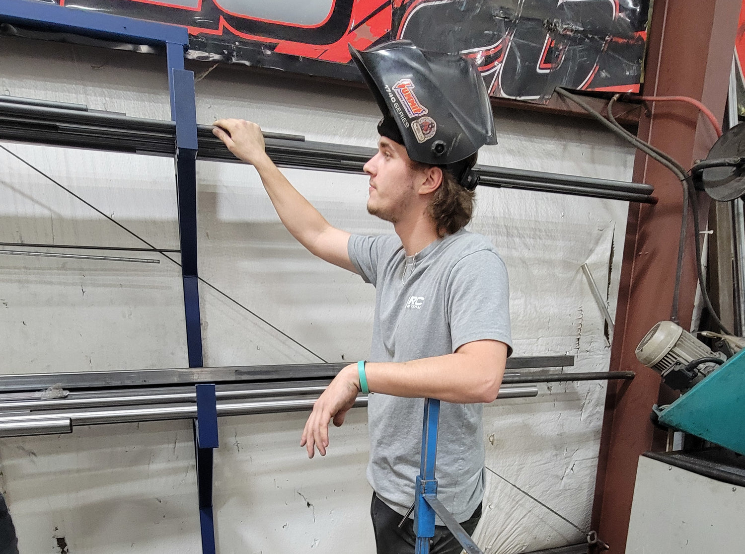 Fabricator